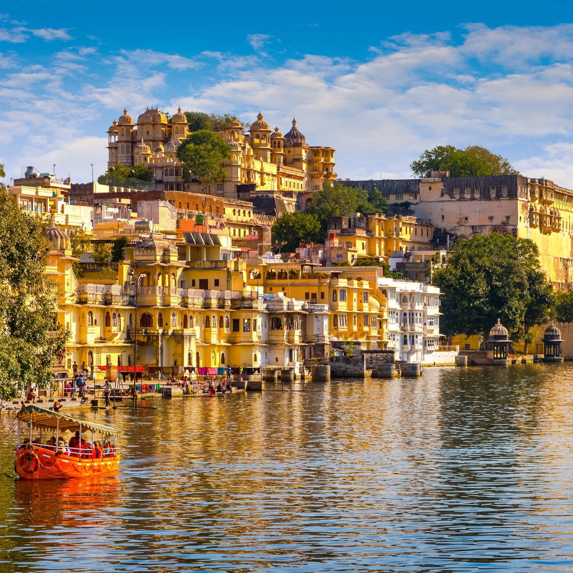 Udaipur Travel Guide 2026: Lakes, Palaces, Temples & …